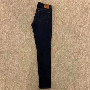 Levi 711 skinny denim Jeans